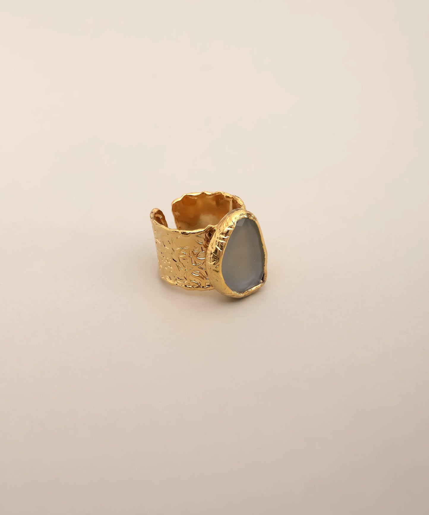 Gray Stone Wide Band Gold Adjustable Ring