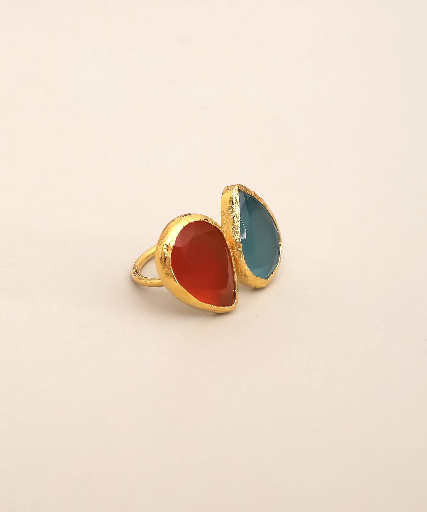 Dual Teardrop Red Blue Contrast Ring