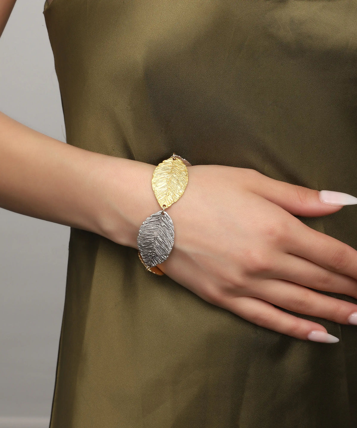 Gold & Silver Leaf Link Bracelet – Nature-Inspired Statement Jewelry