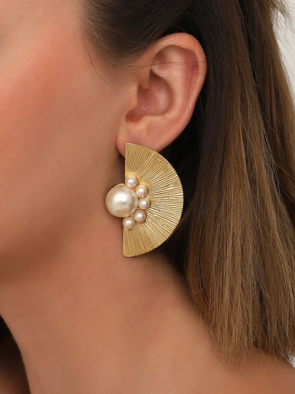Gold Fan Pearl Cluster Statement Earrings – Elegant Sculptural Studs