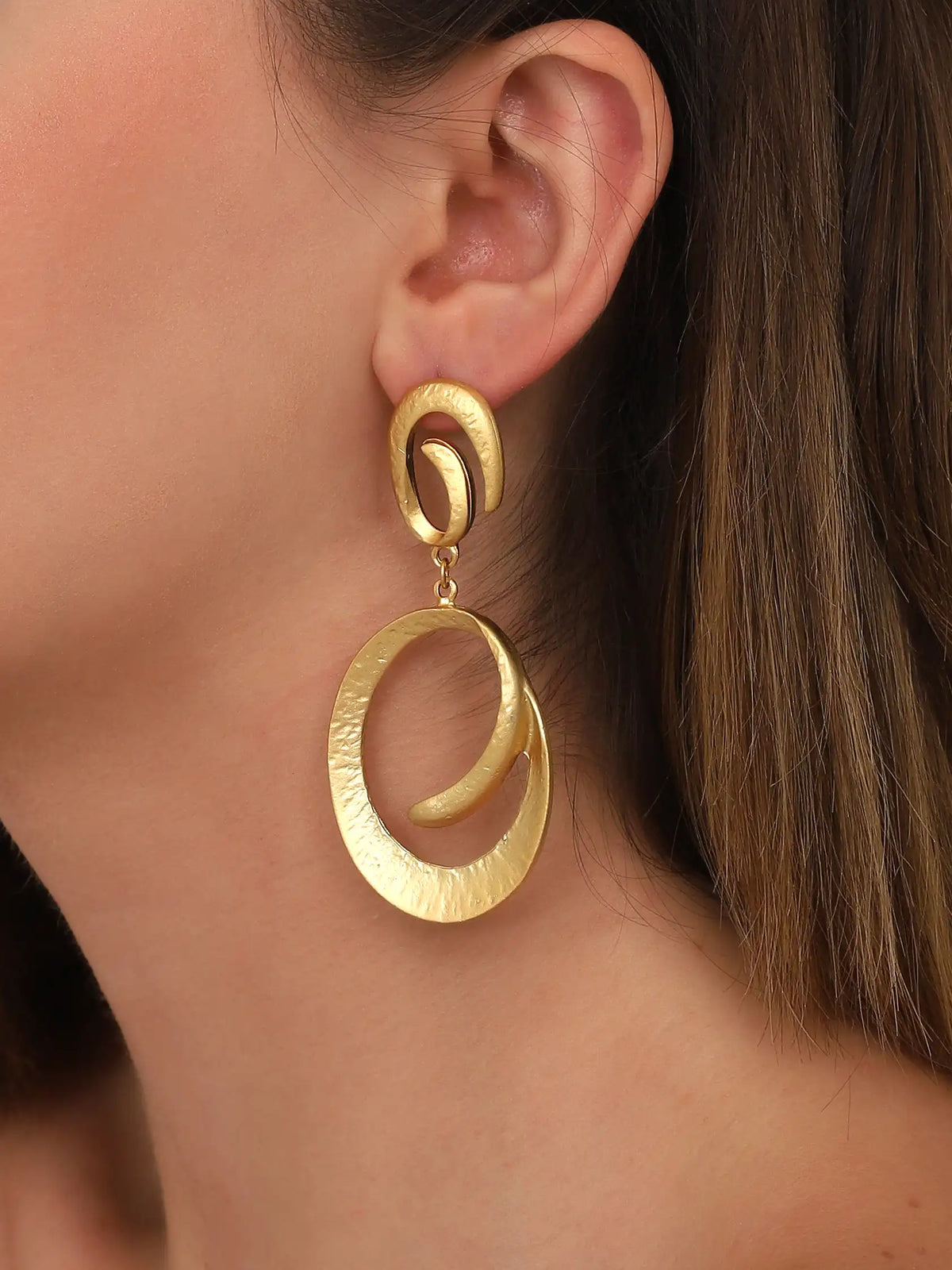 Gold Double Oval Sculptural Drop Earrings – Modern Statement