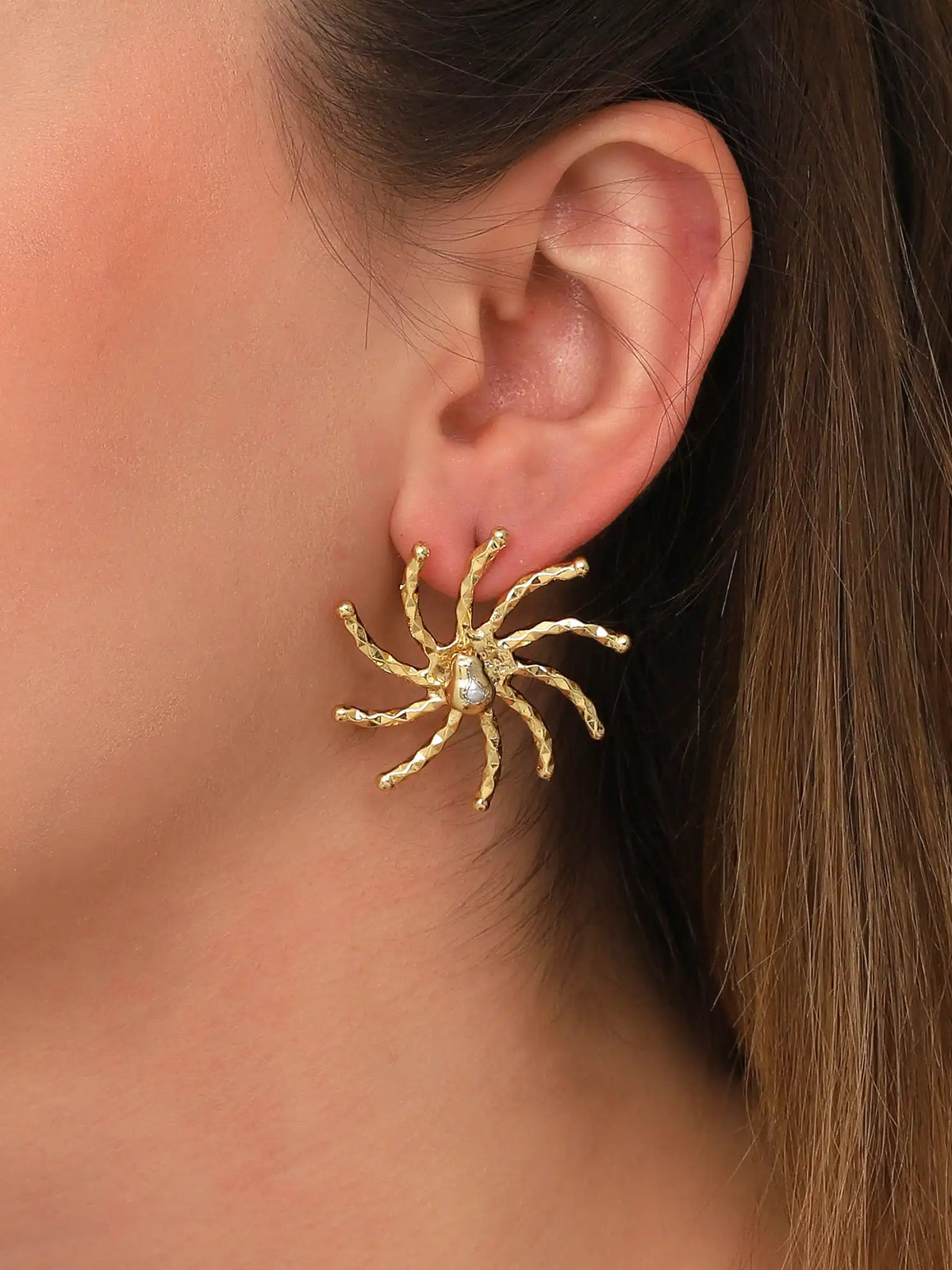 Gold Sunburst Pearl Stud Earrings – Textured Radiant Statement Design