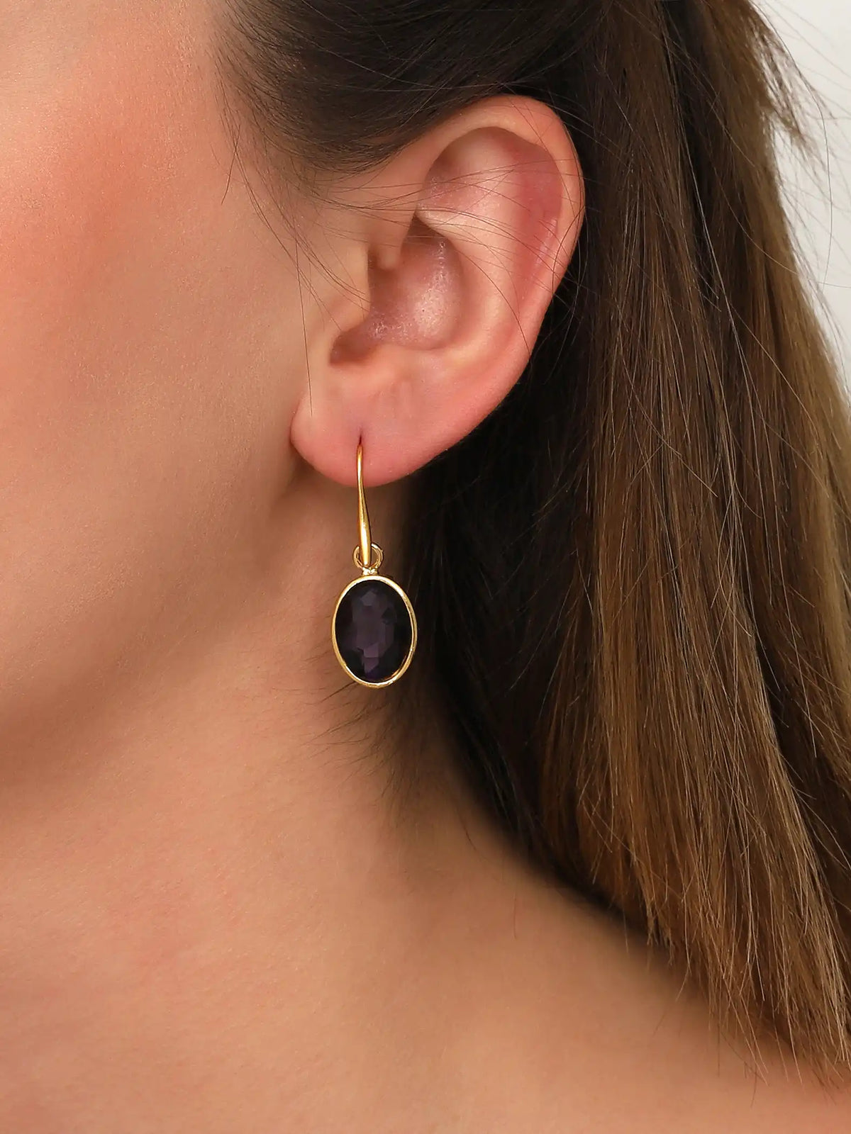 Gold Black Oval Stone Drop Earrings – Minimal Elegant Hook Design