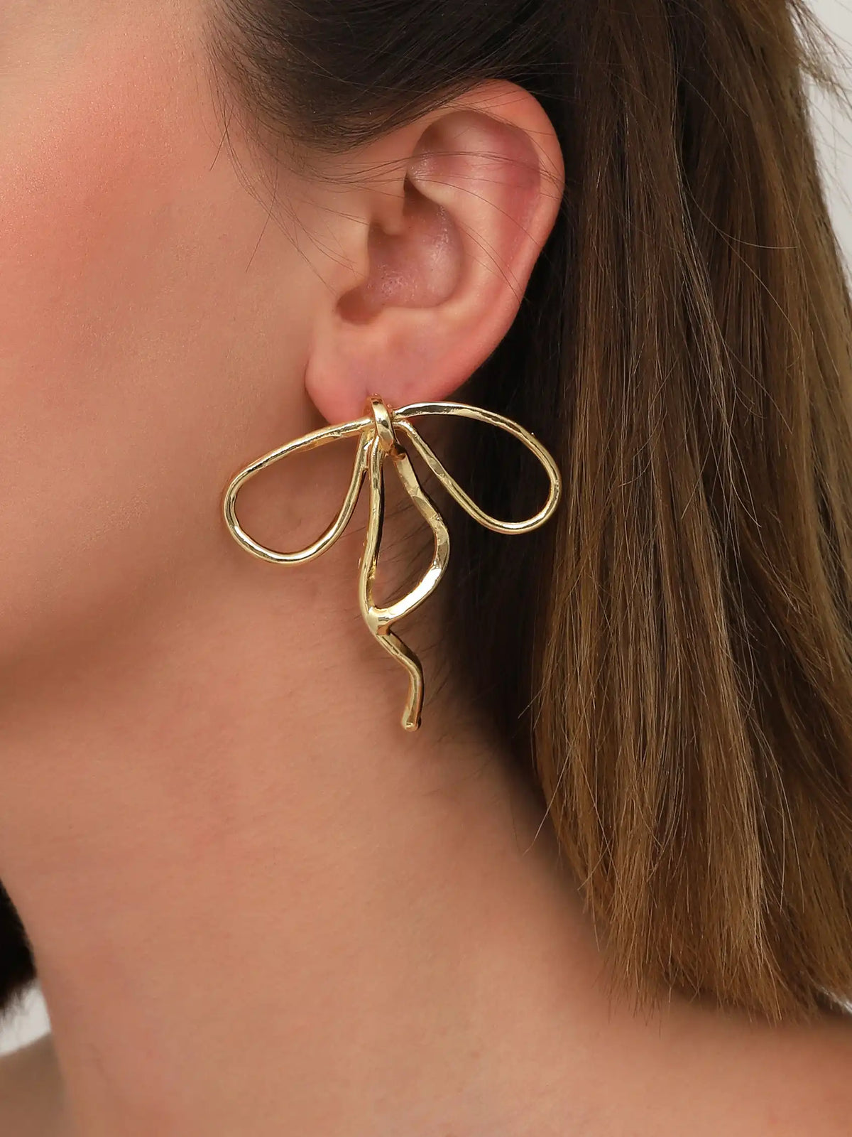 Gold Smooth Bow Ribbon Earrings – Sculptural Open Statement Design