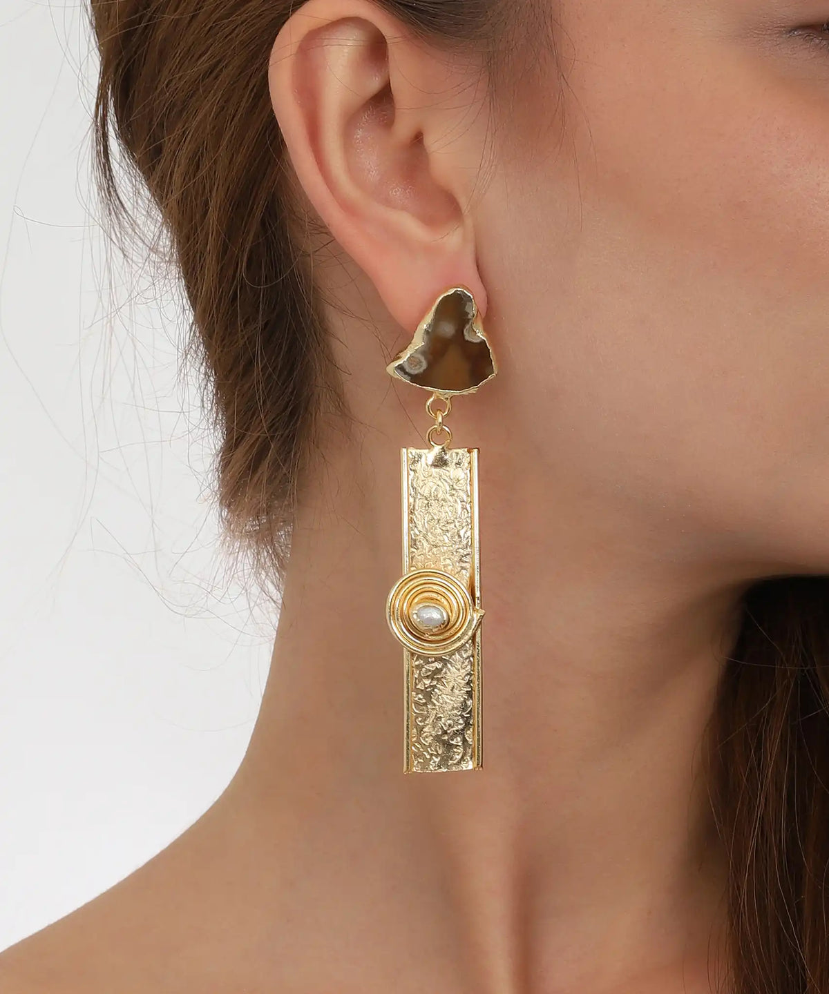 Gold Abstract Rectangle Pearl Drop Earrings – Textured Geometric Statement Design