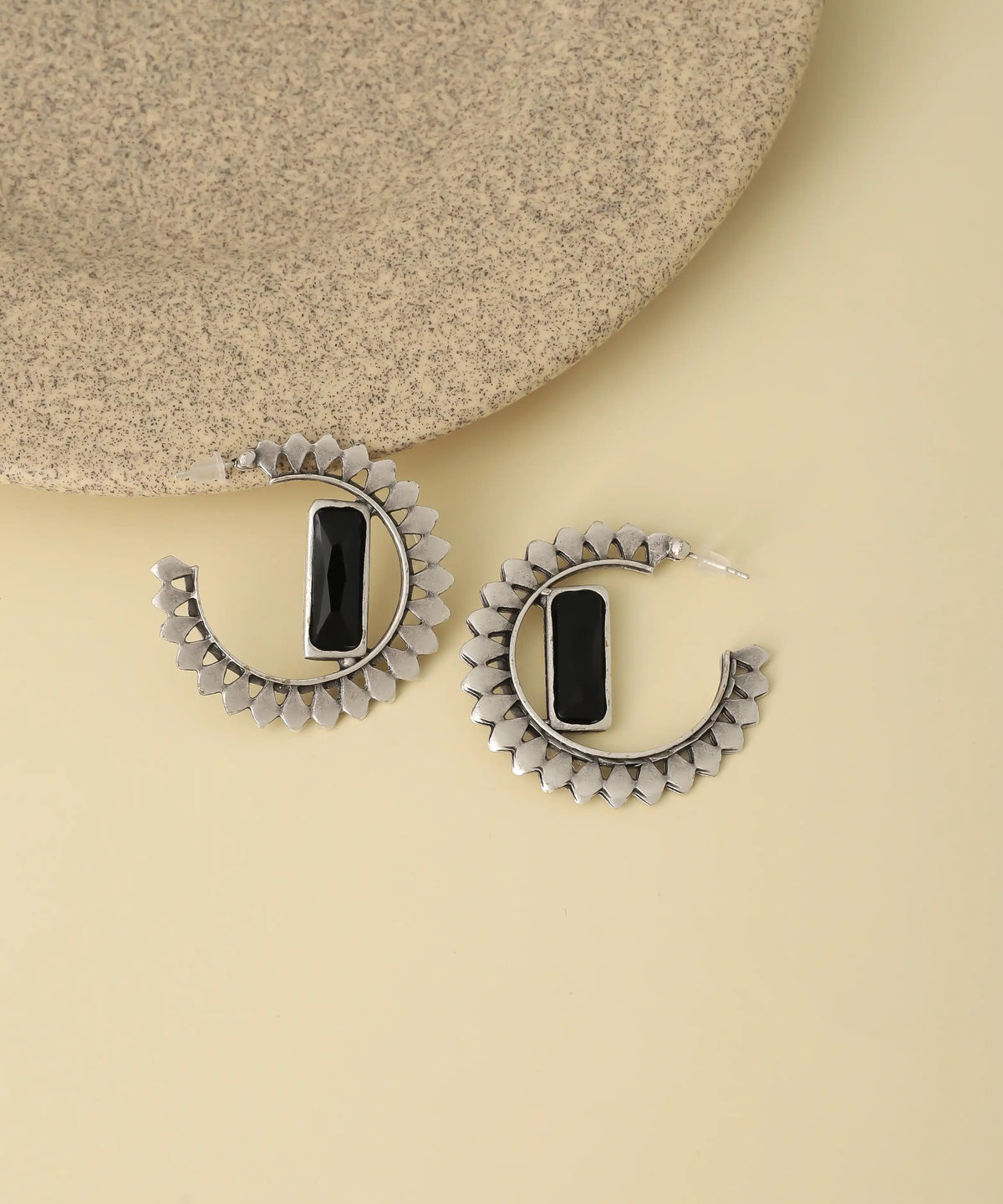 Vintage Black Stone Spiral Hoop Earrings