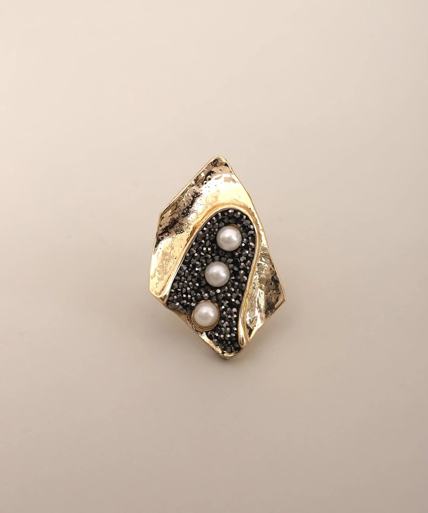 Black Crystal Pearl Modern Art Ring Gold Adjustable