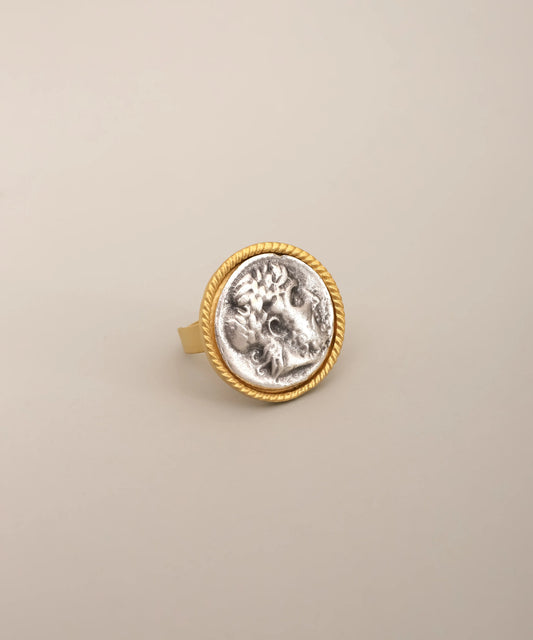 Coin Face Engraved Rope Edge Ring