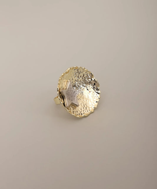 Gold Hammered Disc Star Ring