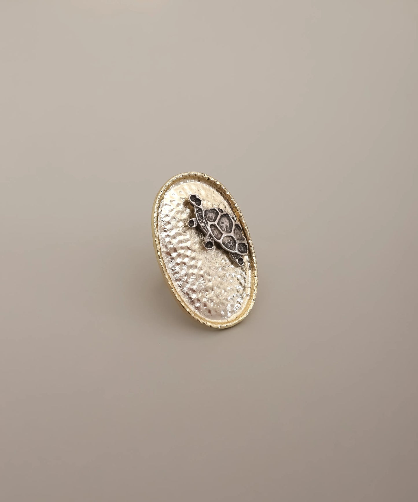 Gold Turtle Oval Textured Ring