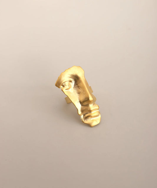 Gold Minimal Face Sculpture Ring