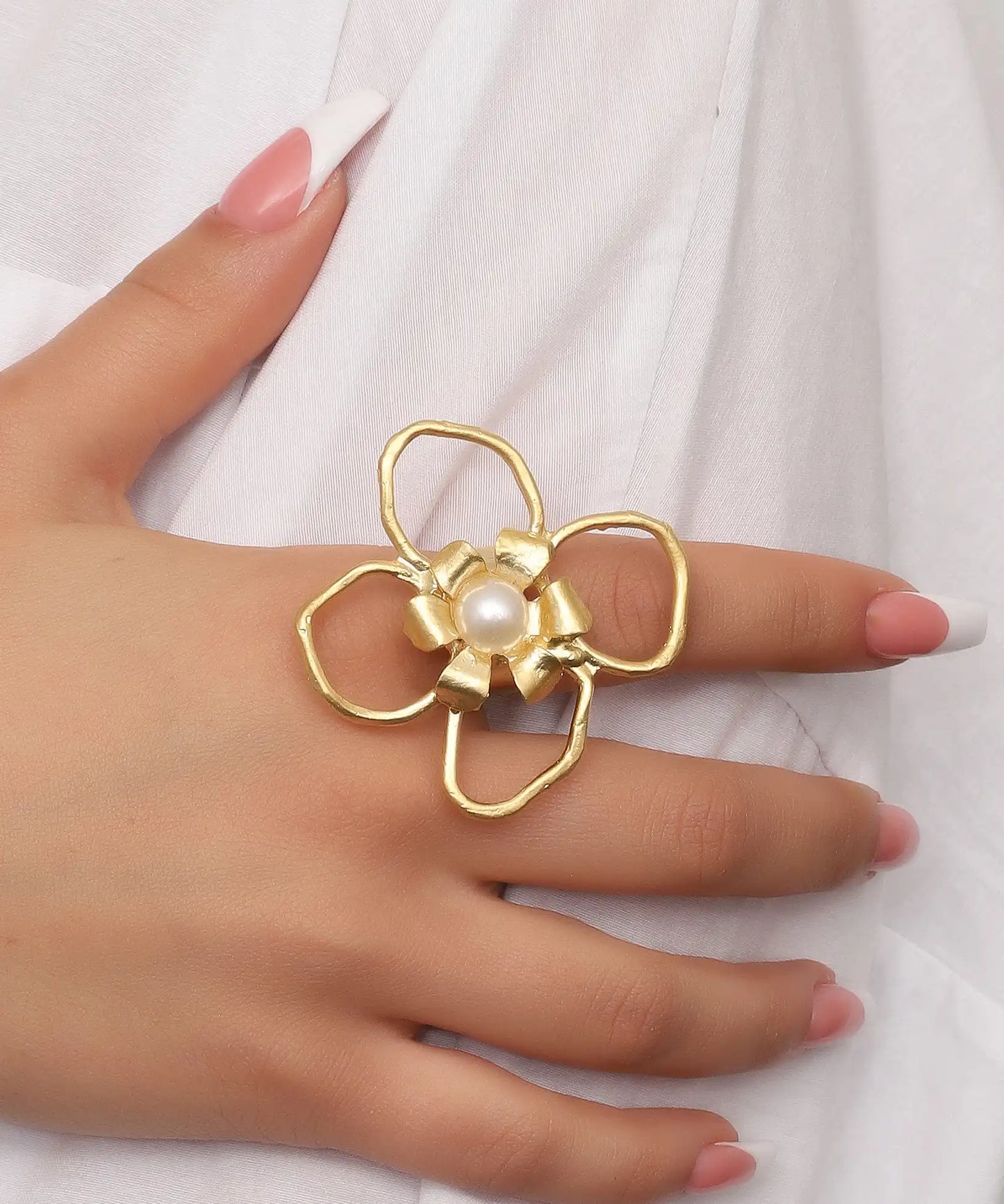 Gold Abstract Flower Pearl Outline Ring