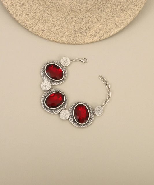 Silver Hammered Oval Red Stone Bracelet