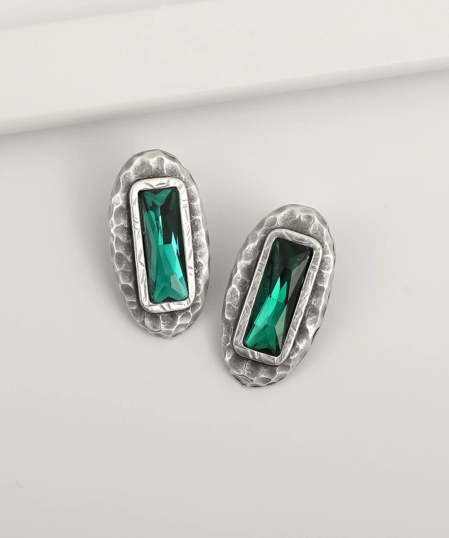 Silver Hammered Oval Green Stone Earrings