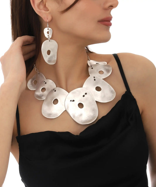 Abstract Silver Disc Statement Set